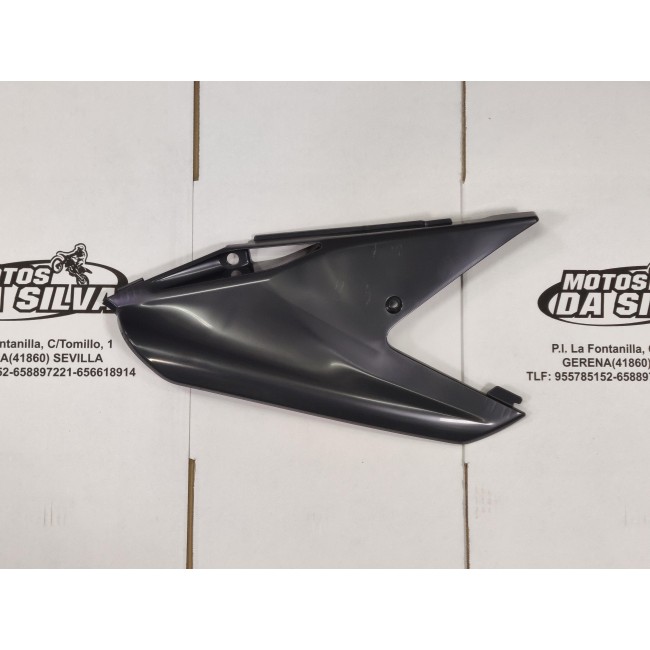 PORTANUMERO TRASERO DERECHO GRIS OSCURO PARA FANTIC XX 125/250 21/22