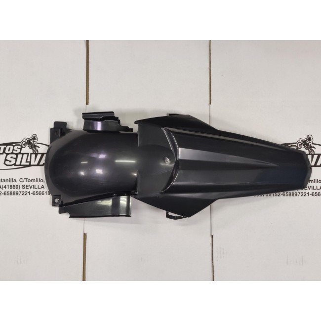 GUARDABARROS TRASERO FANTIC XE 125 21/22 GRIS OSCURO